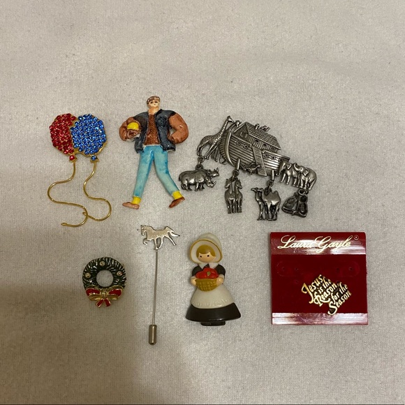 various pins - Picture 3 of 4